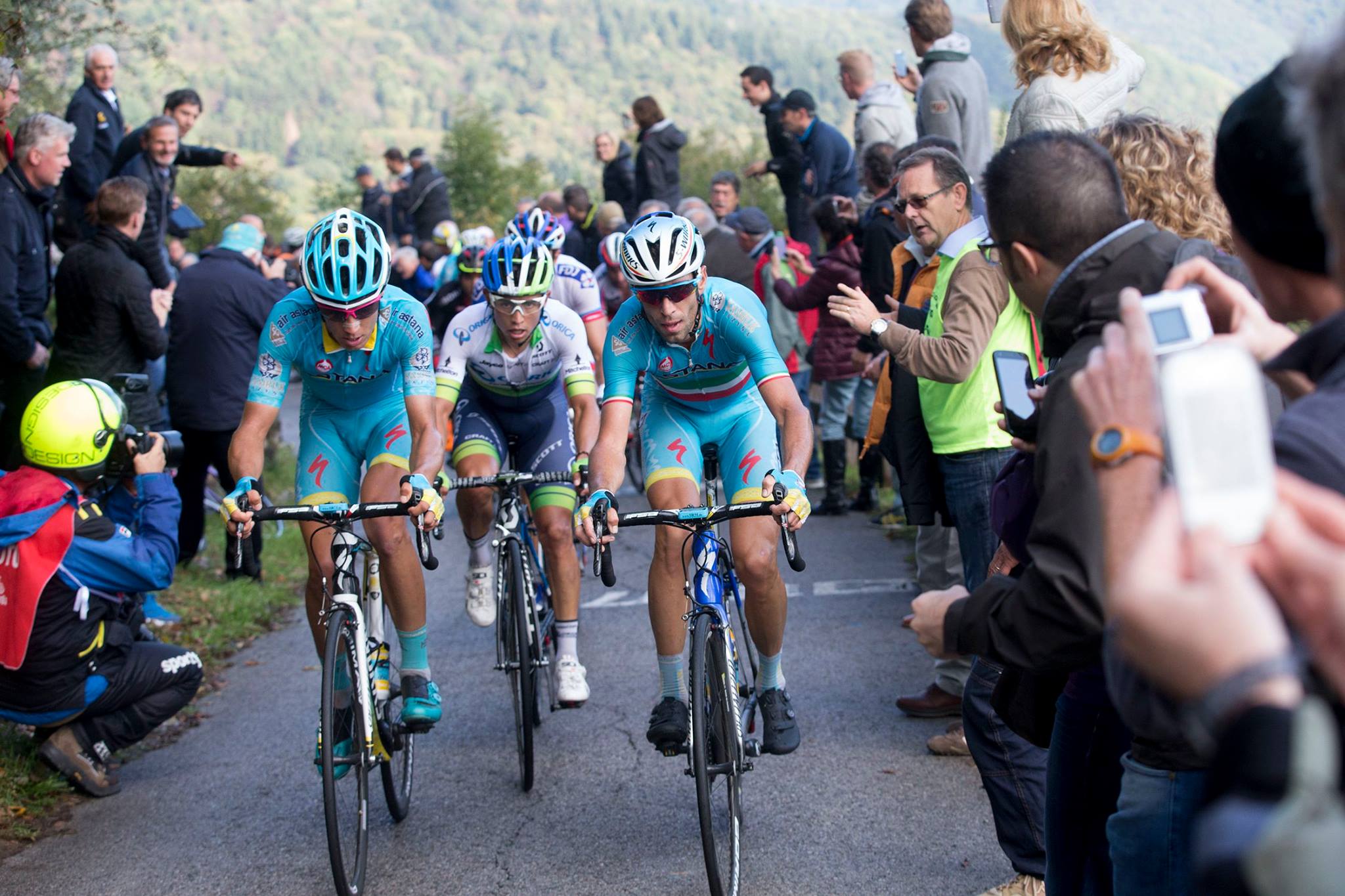 Giro di Lombardia 2015 - azione - rosa e nibali
