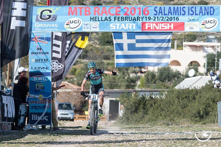 Stephan Tempier vince la seconda tappa della Hellas - Salamina Island S2