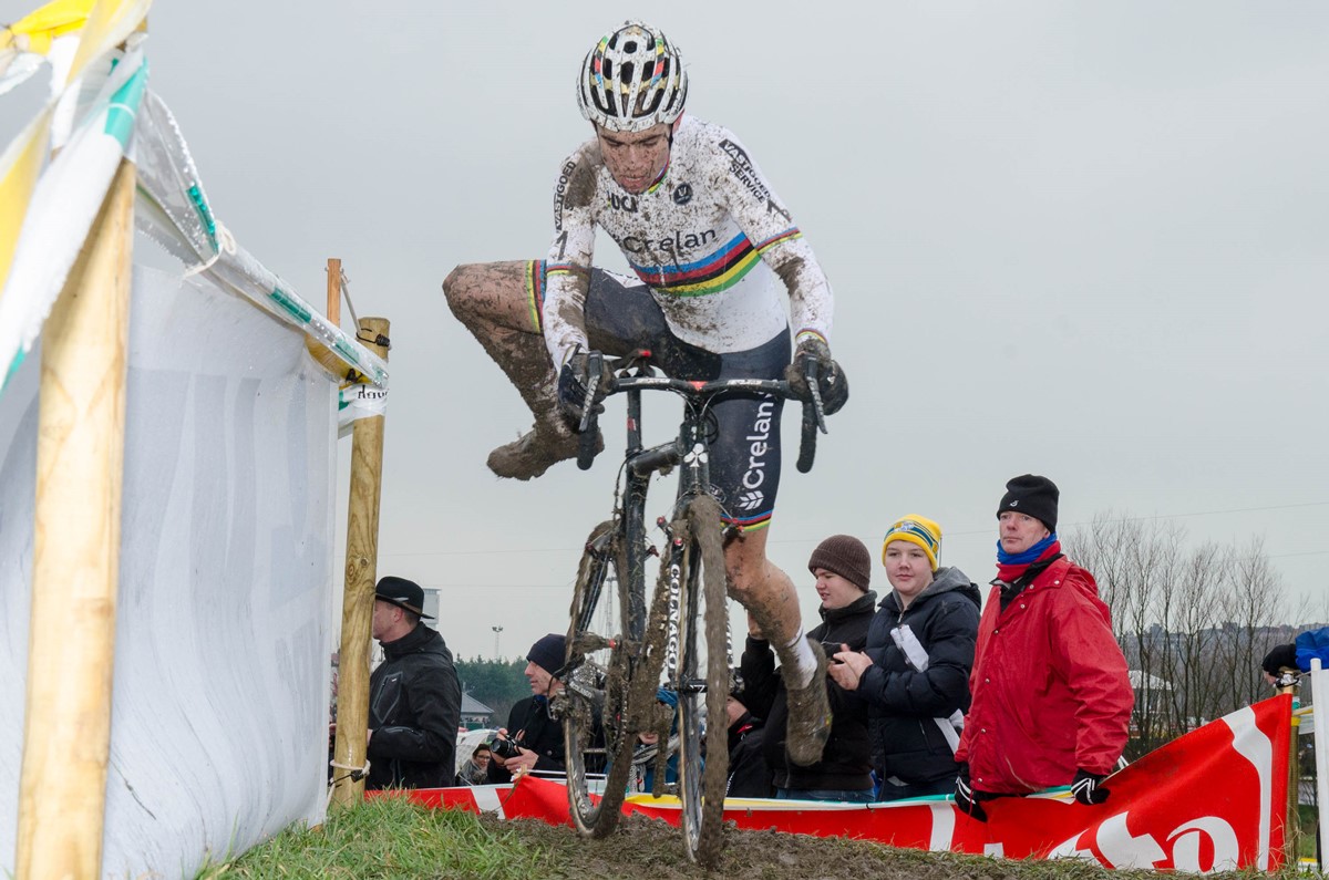 Il campione del mondo ciclocross Wout van Aert ha vinto anche la classifica finale del Superprestige