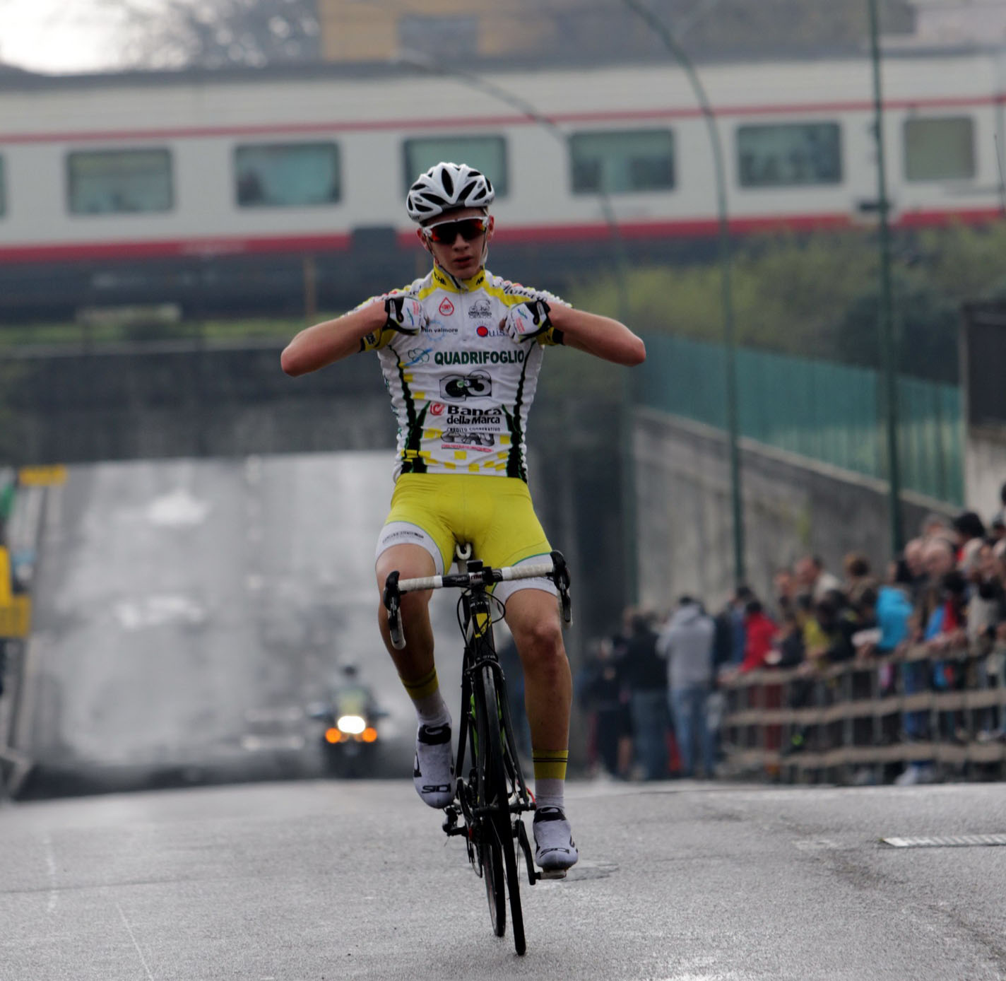 Vittoria solitaria di Stefano Simeoni (Team Bosco di Orsago) nella gara Esordienti 2° anno di Lodetto di Rovato