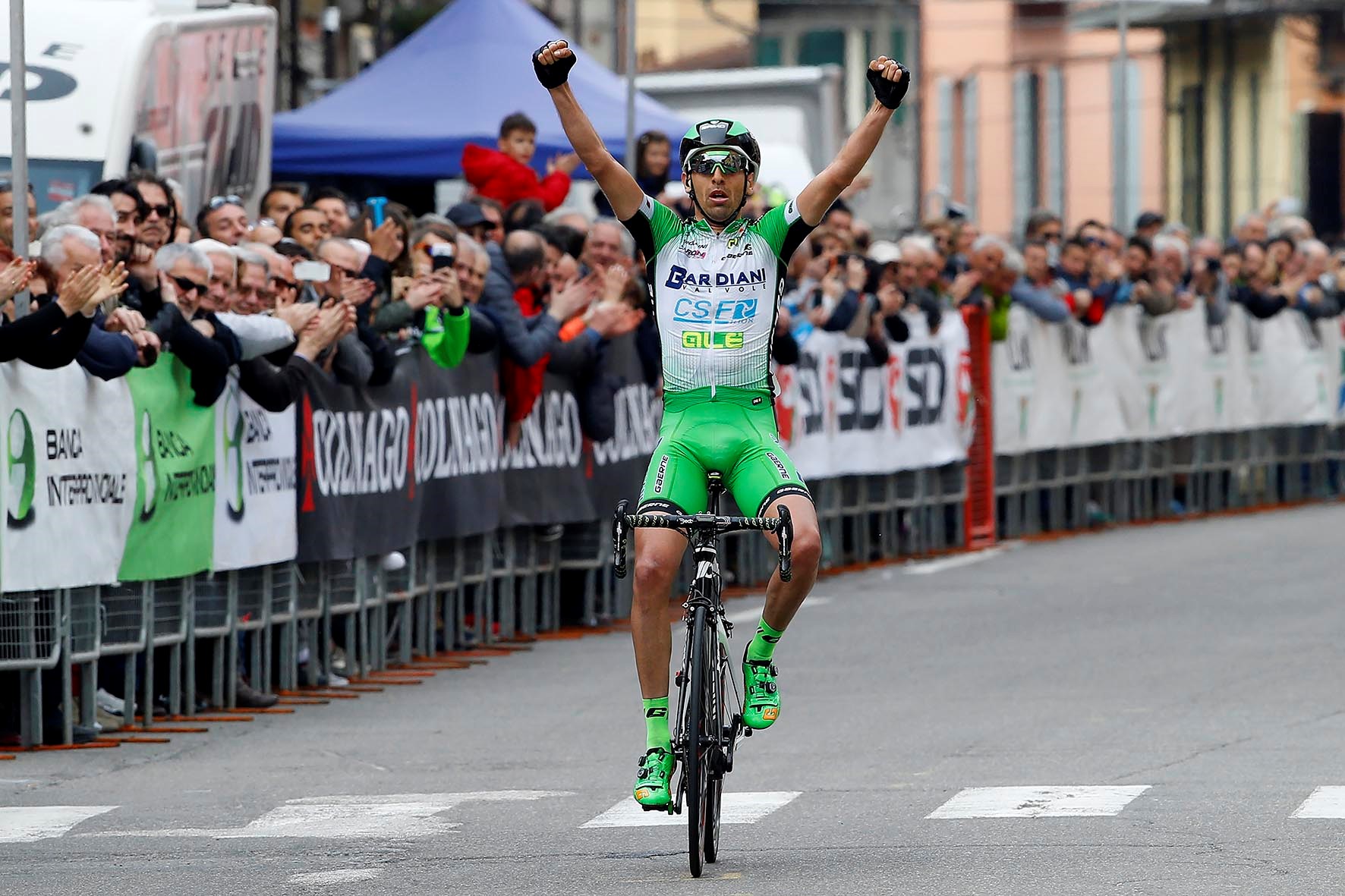 Stefano Pirazzi (Bardiani CSF) vince la quarta e ultima tappa della Settimana Coppi e Bartali 2016
