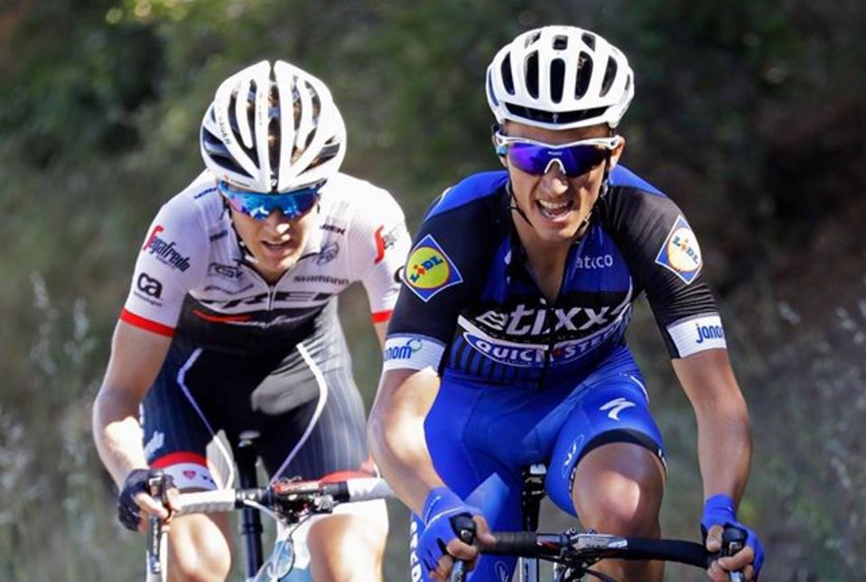 Il momento in cui Alaphilippe riprende Stetina