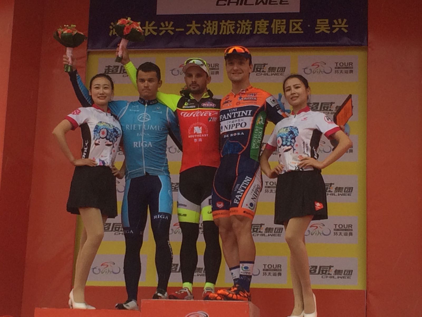 Il podio della seconda tappa del Tour of Taihu Lake