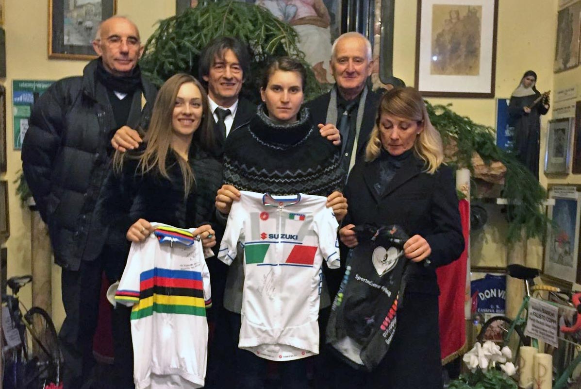 la-consegna-nel-santuario