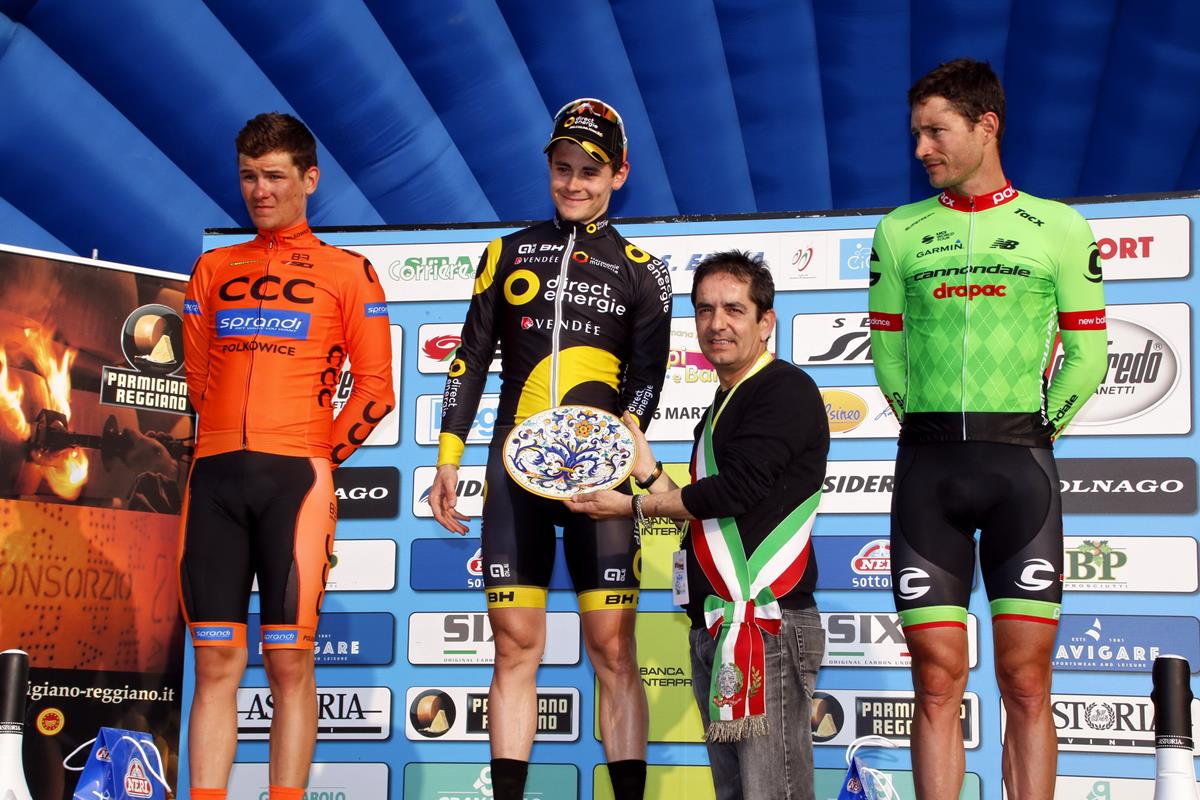 Premiato Thomas Boudat vincitore della terza tappa della Settimana Coppi e Bartali 2017