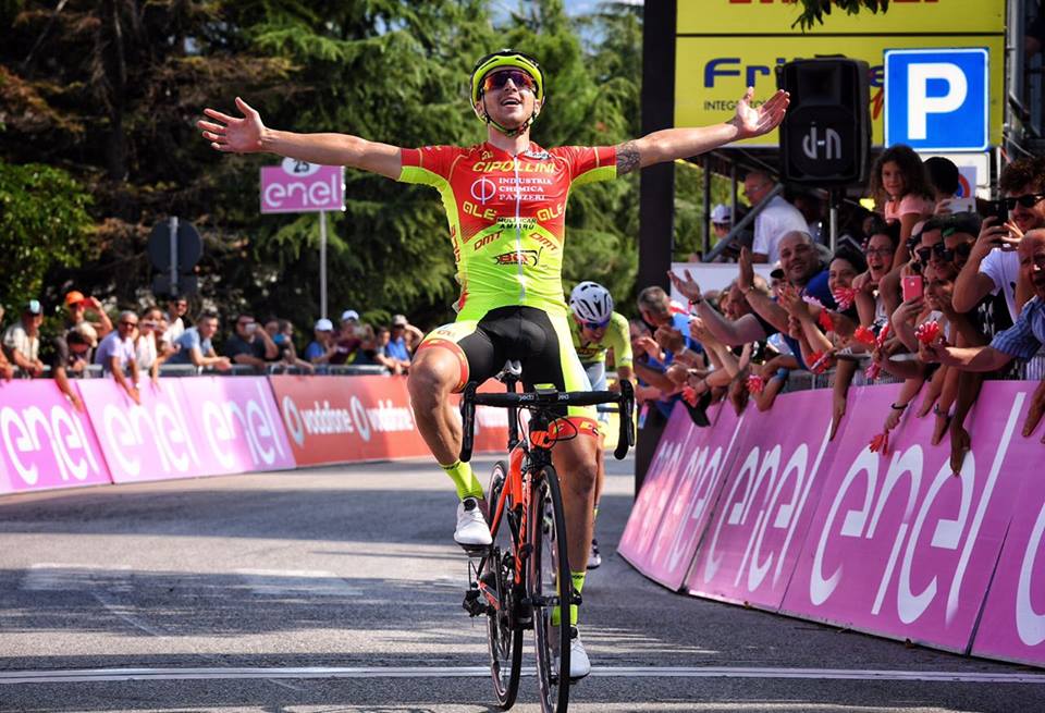 Francesco Romano vince la sesta tappa del Giro d'Italia Under 23 2017