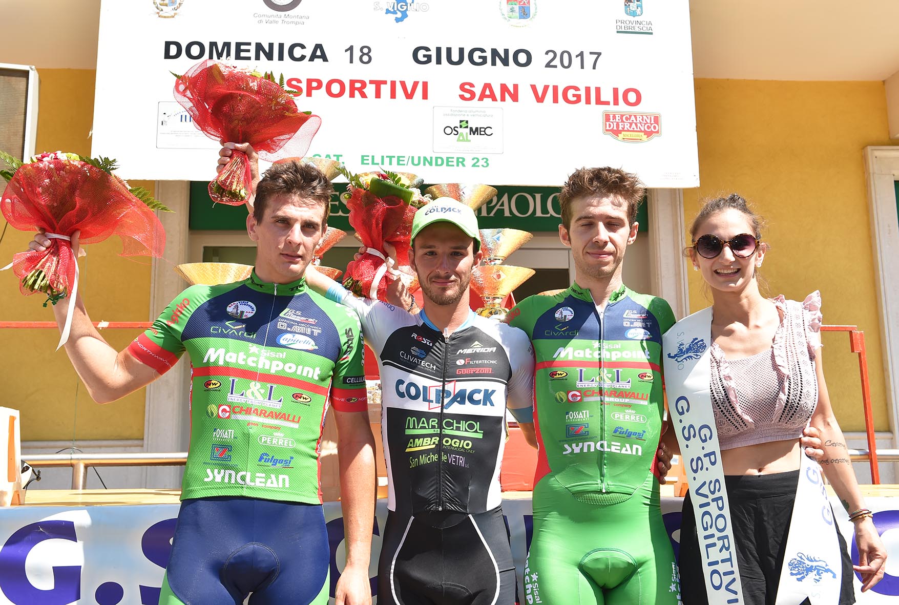 Il podio del 60° Gp Sportivi San Viglio (foto Rodella)