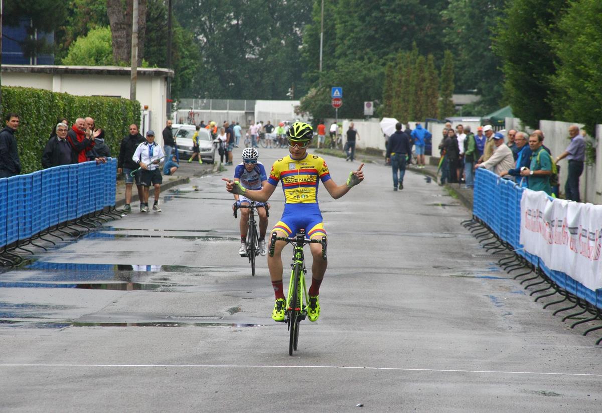 Daniele Anselmi vince a Pessano la gara Esordienti