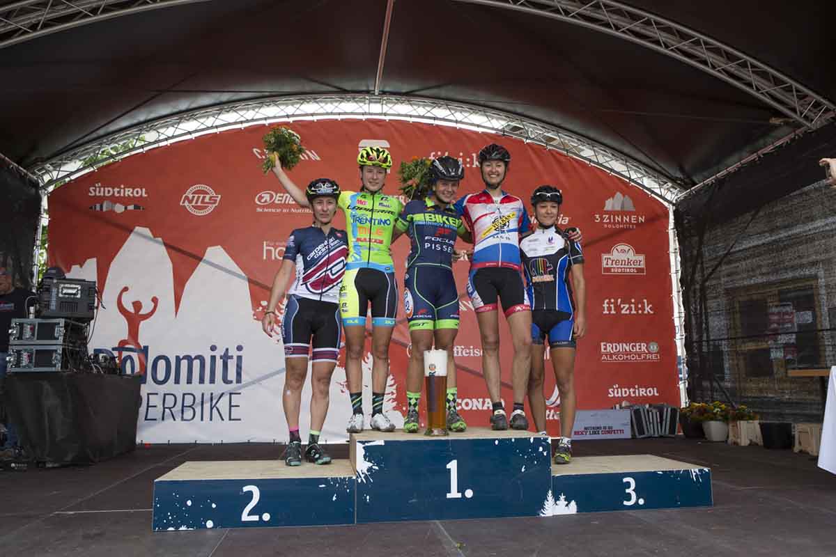 Il podio femminile del percorso corto della Südtirol Dolomiti Superbike