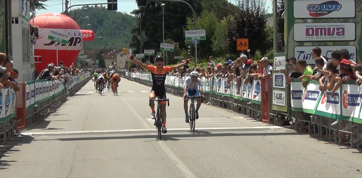 Luca Rastelli vince l'ultima tappa della 3GIORNIOROBICA 2017 battendo Rocco Imbruglia