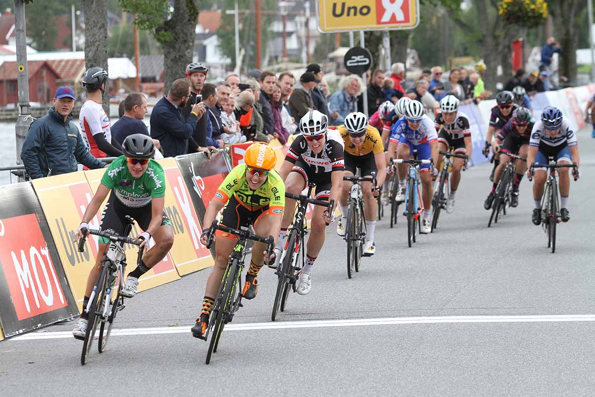 Chloe Hosking batte Marianne Vos nella seconda tappa del Ladies Tour of Norway