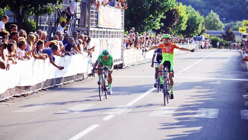 Eros Colombo vince il 101° Giro del Casentino