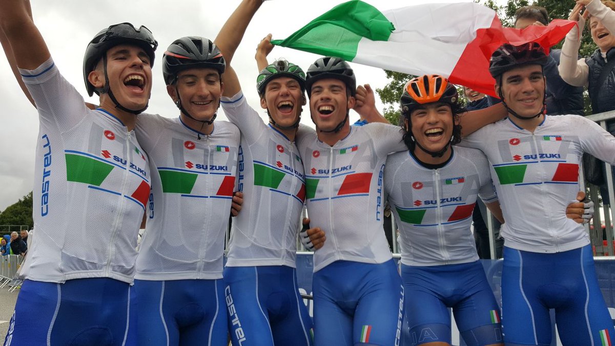 Grande festa degli azzurri per la vittoria di Michele Gazzoli