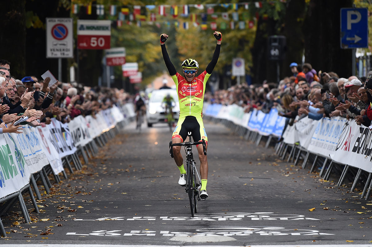 Aleksandr Riabushenko vince il Piccolo Giro di Lombardia 2017