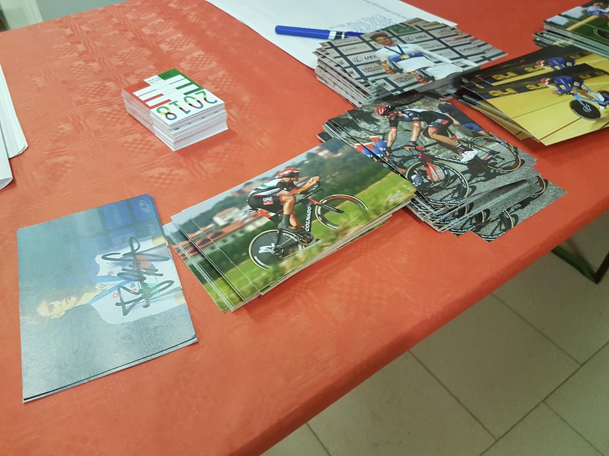 Cartoline per i tifosi di Filippo Ganna