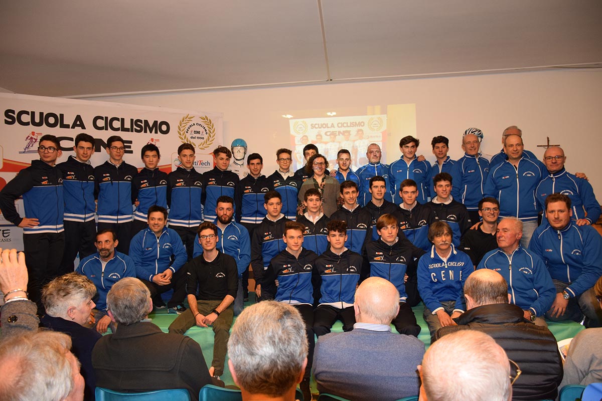 Tutto il gruppo della Scuola Ciclismo Cene 2018