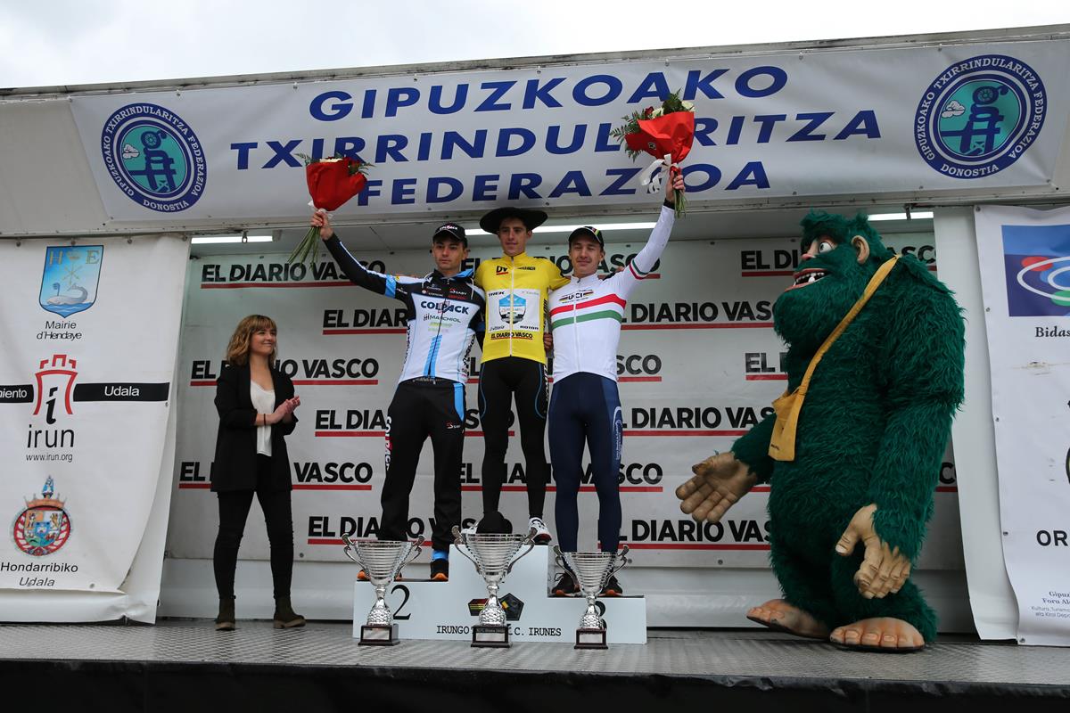 Il podio finale della Vuelta al Bidasoa 2018