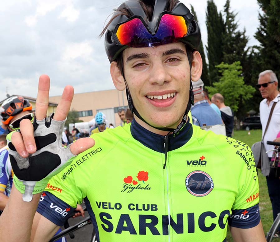 Terza vittoria stagionale di Sebastiano Minoia a San Pietro in Cariano (foto Photobicicailotto)