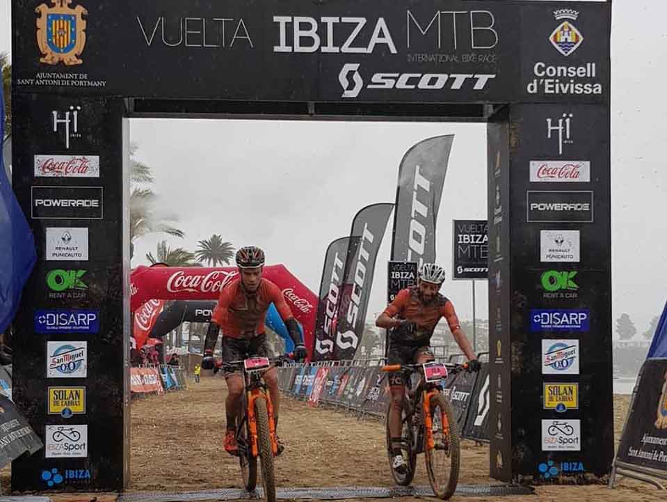 Johnny Cattaneo e Ole Hem vincono la prima tappa Vuelta a Ibiza 2019