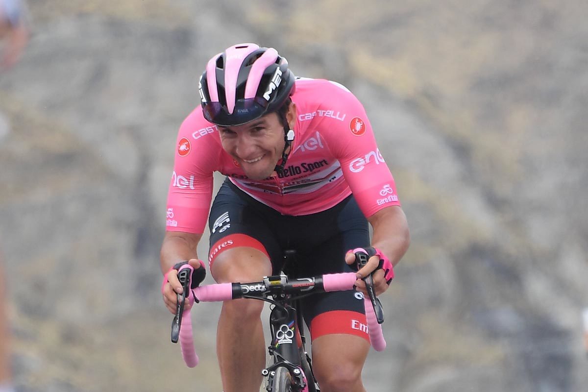 Jan Polanc resta in maglia rosa (foto LaPresse)