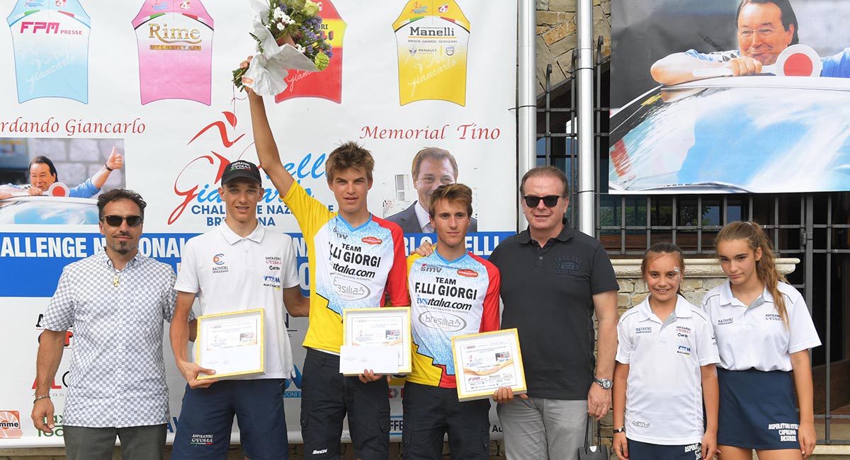 Il podio della cronometro della Challenge Nazionale Bresciana Giancarlo Otelli(foto Rodella)