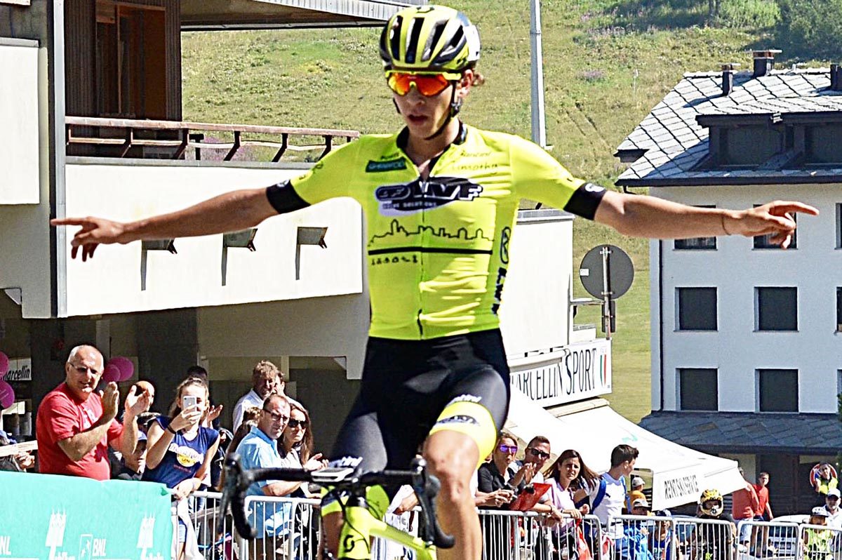 Andrea Piccolo vince la Venaria - Sestriere 2019 (foto Rodella)