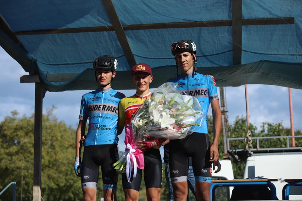 Il podio della gara Juniores di Ponte Abbadesse di Cesena