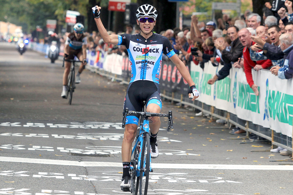 Andrea Bagioli vince il 91° Piccolo Giro di Lombardia (Foto Ghilardi)