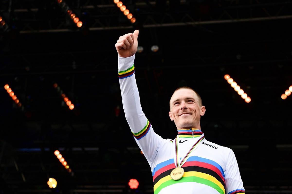 Rohan Dennis si conferma campione del mondo a cronometro professionisti a Yorkshire 2019 (foto SWPix)