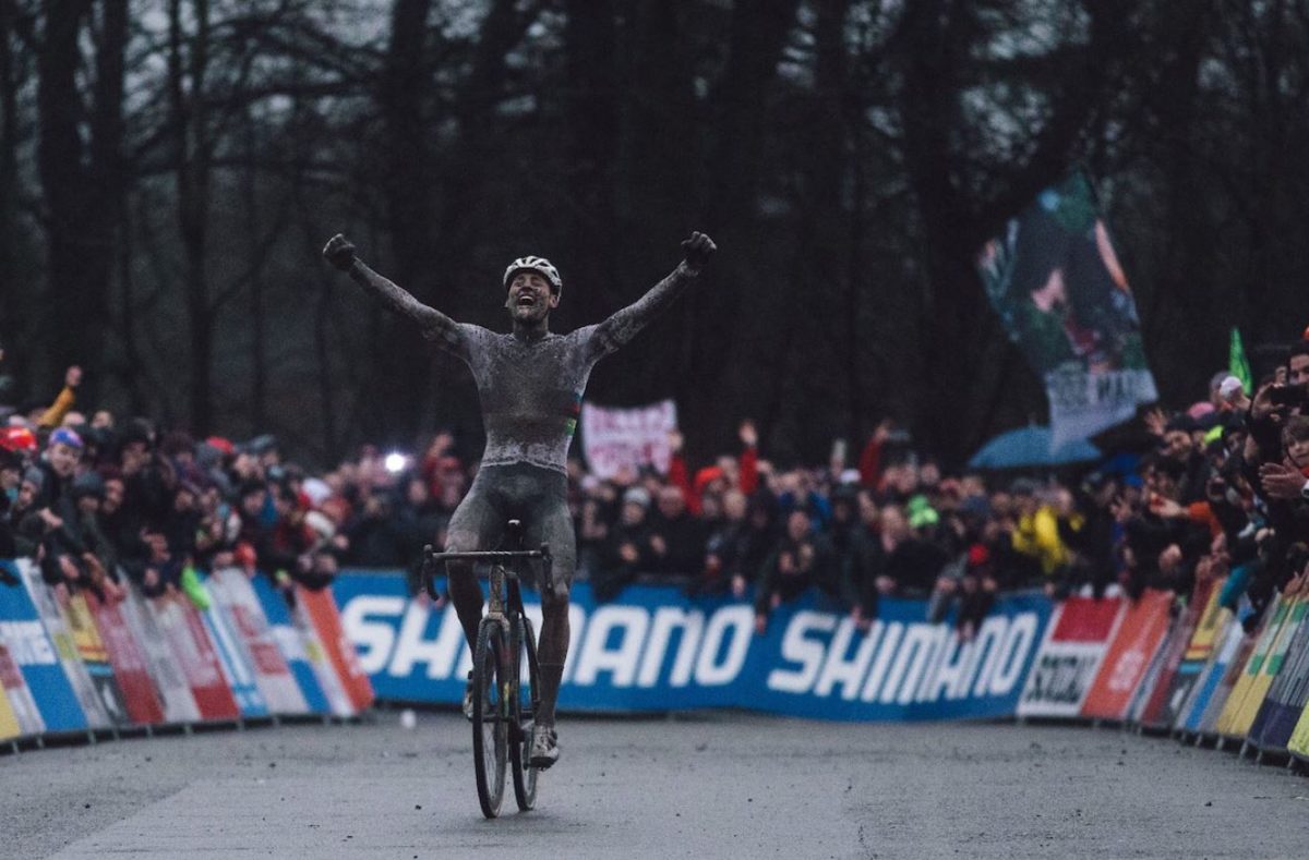 Mathieu van der Poel vince a Namur (foto UCI)