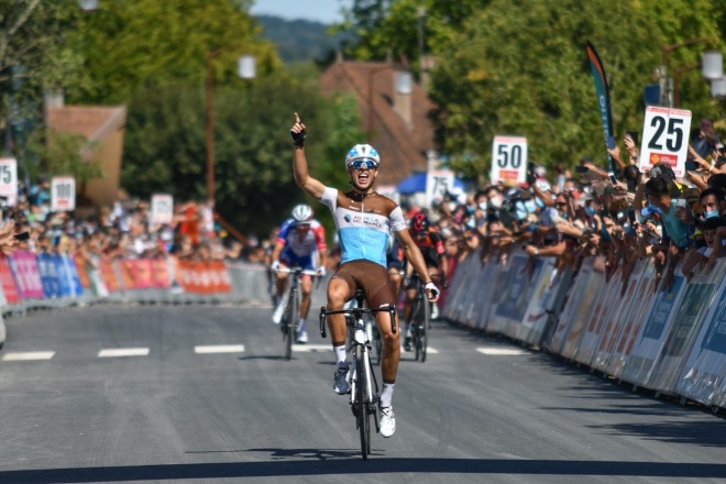 Benoît Cosnefroy vince la quarta e ultima tappa della Route d'Occitanie