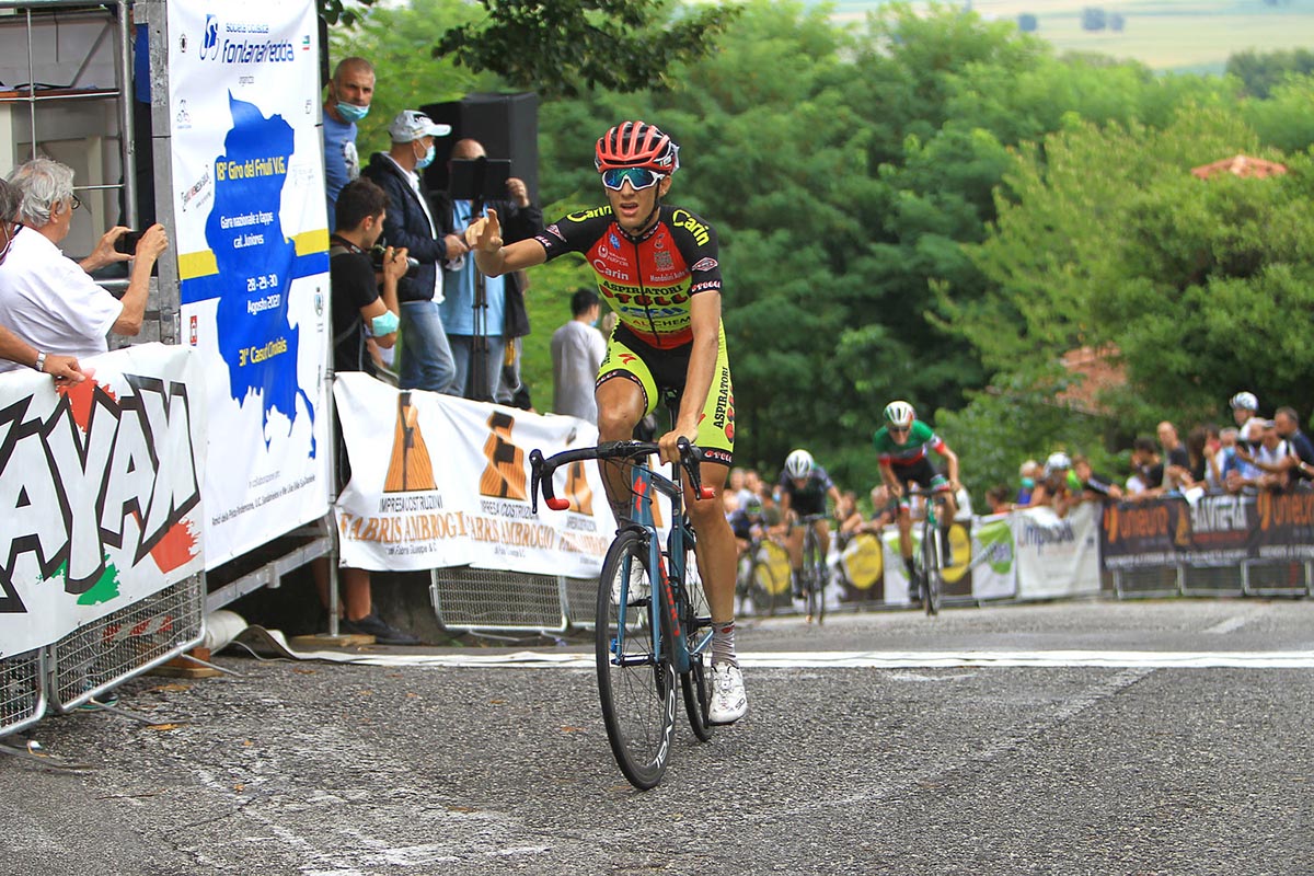 Francesco Calì vince la terza e ultima tappa del Giro del Friuli Juniores 2020 (foto Bolgan)