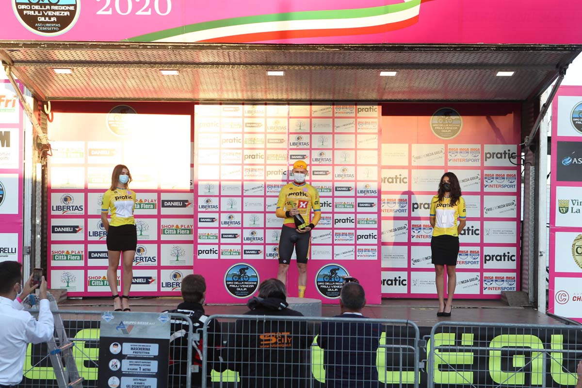 Niklas Larsen primo leader del Giro del Friuli V.G. 2020 dopo la cronosquadre di apertura (foto Bolgan)