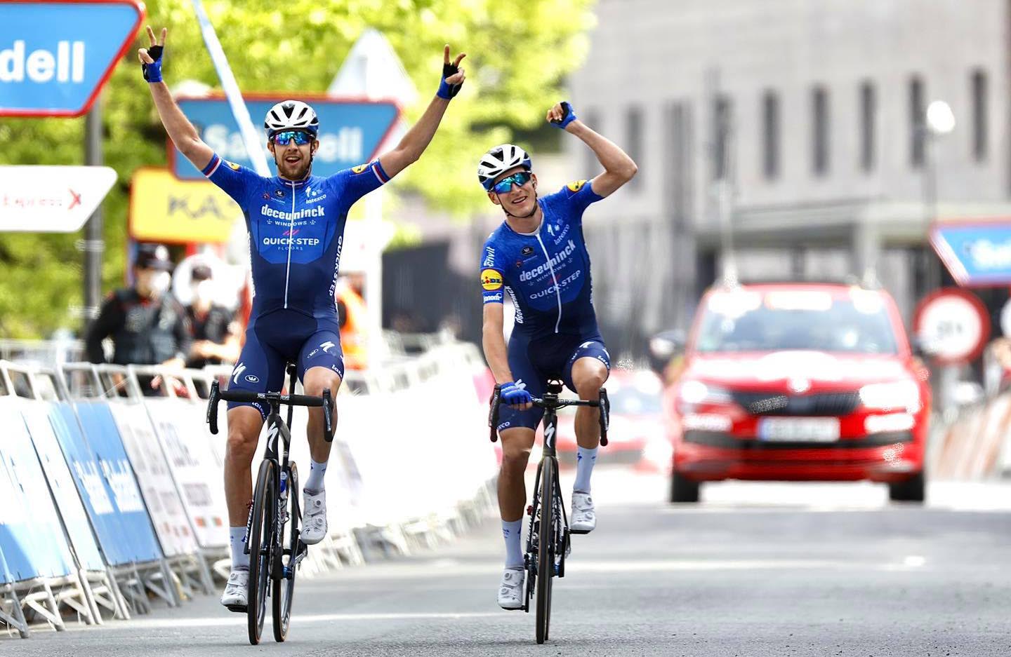 Itzulia Basque Country: nella quinta tappa doppietta della Deceuninck - Quick-Step con Honoré e Cerny