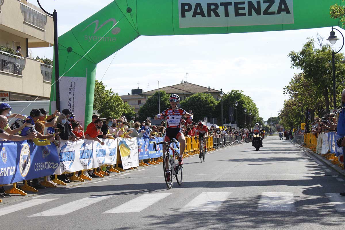 L'arrivo di Giacomo Sgherri (foto Chiara Domeniconi)