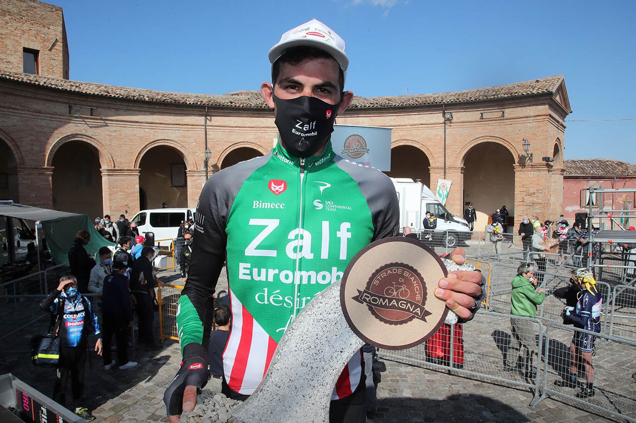 Alex Tolio vincitore la Strade Bianche di Romagna 2021