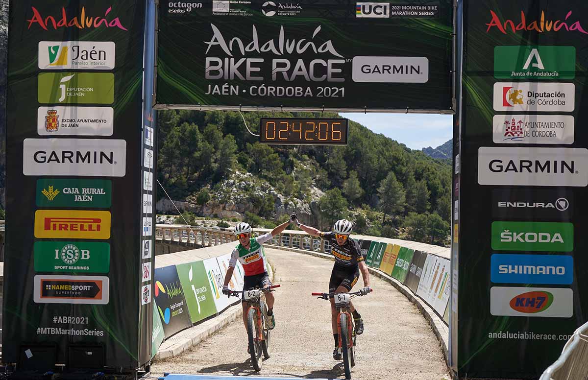 Samuele Porro e Daniel Gesimayr vincono la seconda tappa dell'Andalucia Bike Race 2021