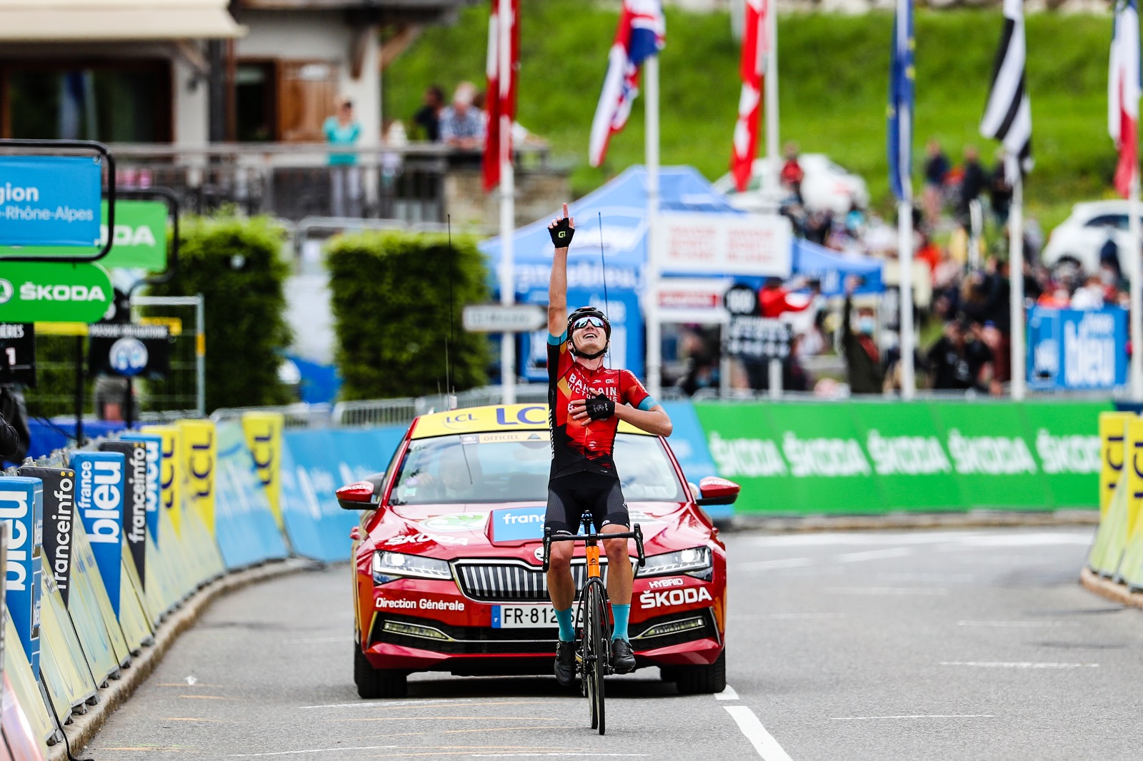 Mark Padun vince anche l'ultima tappa del Criterium du Dauphine (foto A.S.O. / Fabien Boukla)