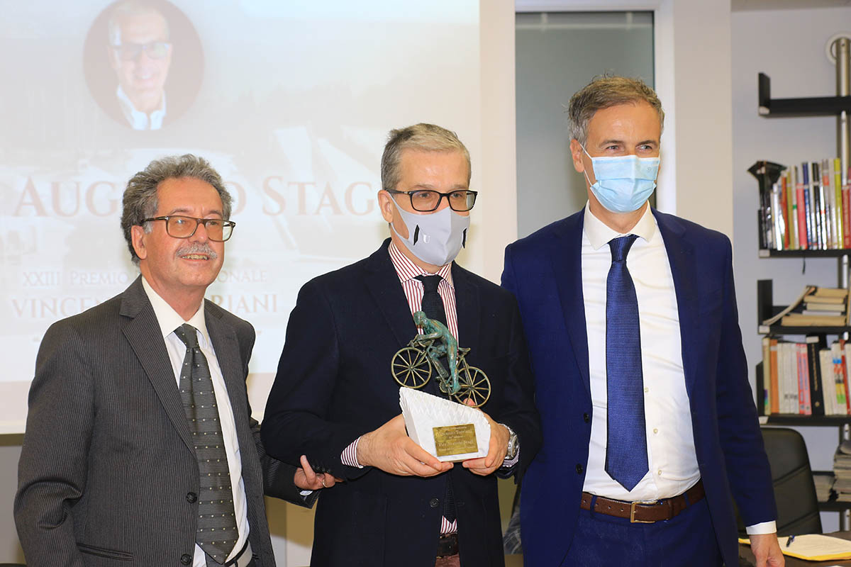 La premiazione di Pier Augusto Stagi (foto Fabiano Ghilardi)