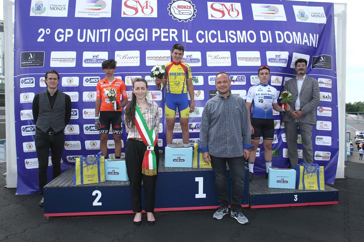 Il podio Esordienti 2° anno di Monza (foto Soncini)