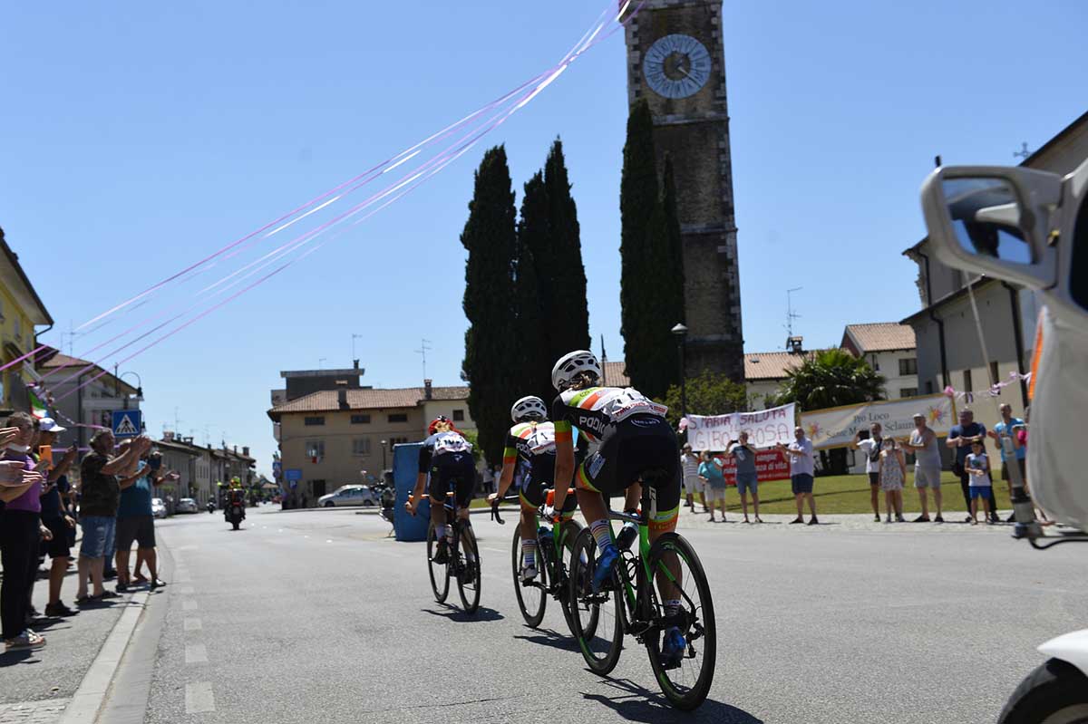 La fuga più importante dell'ottava tappa del Giro d'Italia Donne 2021 (foto BettiniPhoto)