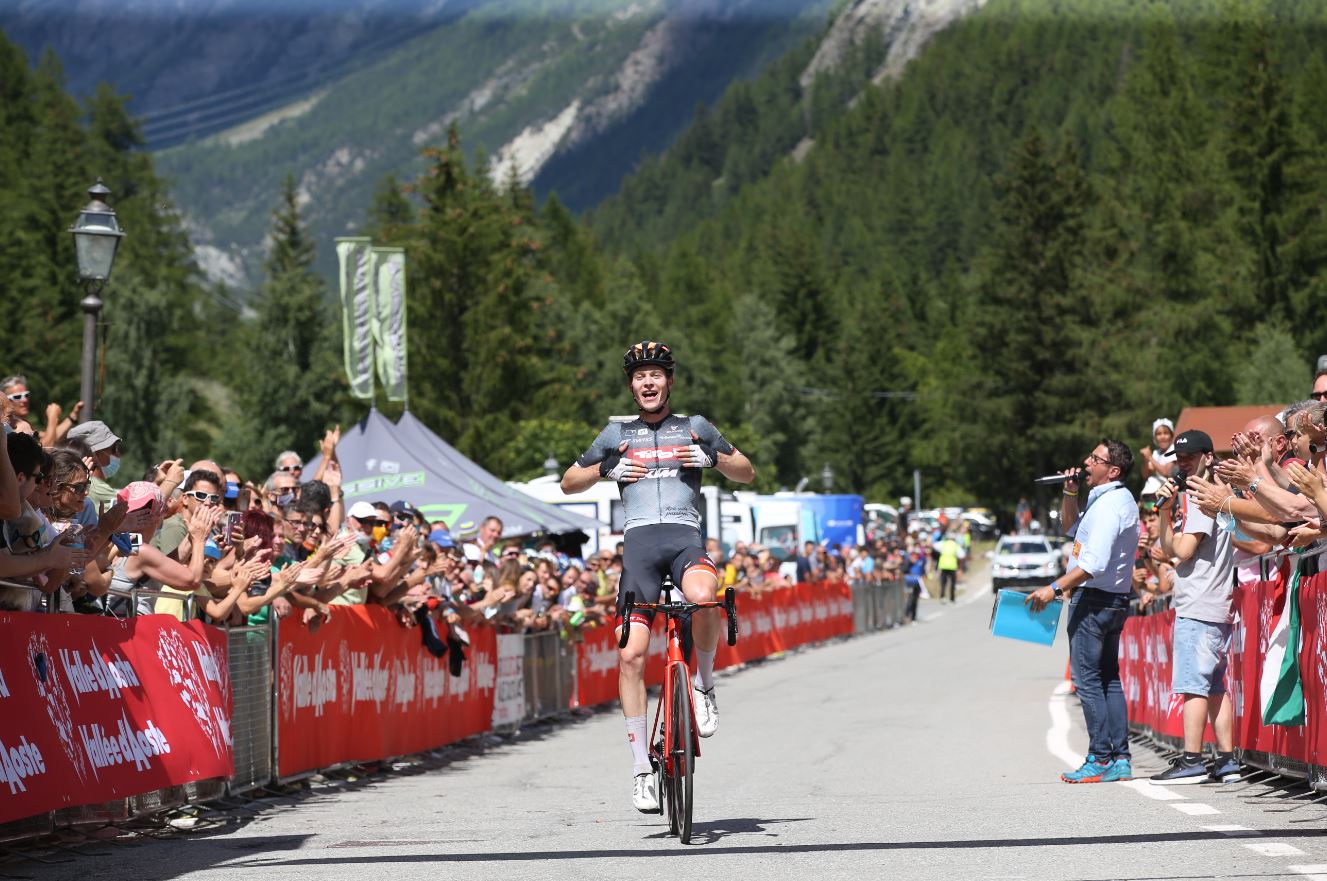 Georg Steinhauser vince la terza e ultima tappa del Giro della Valle d'Aosta 2021 (foto Giuliano Viganò)