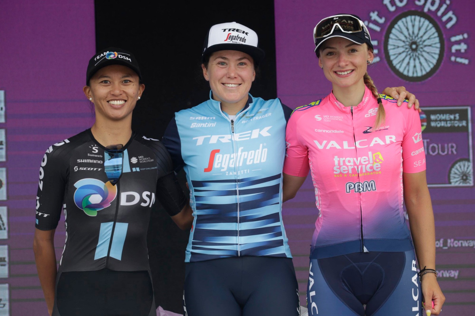 Il podio della quarta tappa del Ladies Tour of Norway (foto A. Vos)