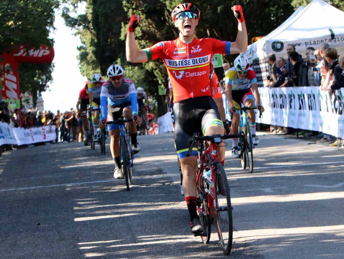 Manuel Oioli vince il Giro delle Tre Province (foto Photobicicailotto)