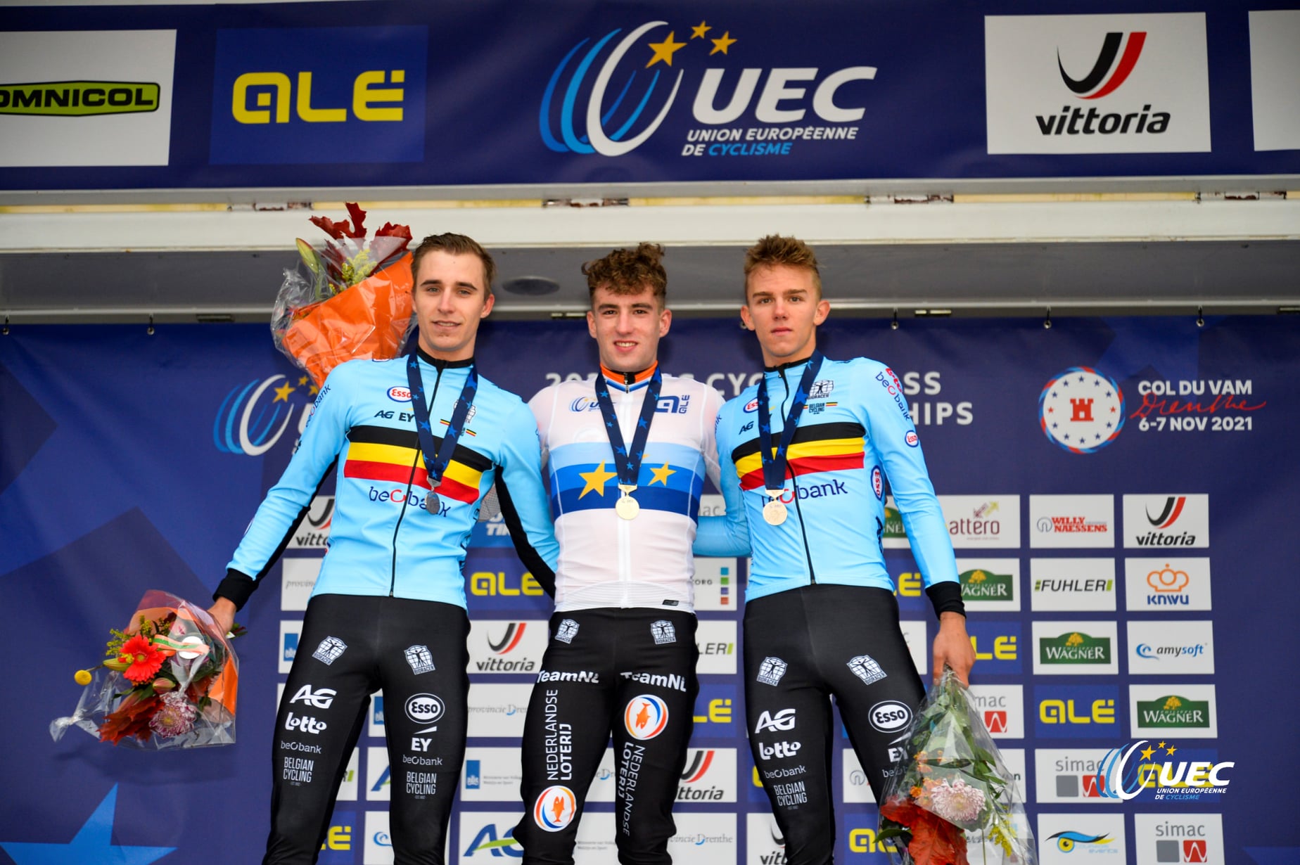 Il podio del Campionato Europeo ciclocross Under 23 2021 a Col du Vam (foto UEC/BettiniPhoto)