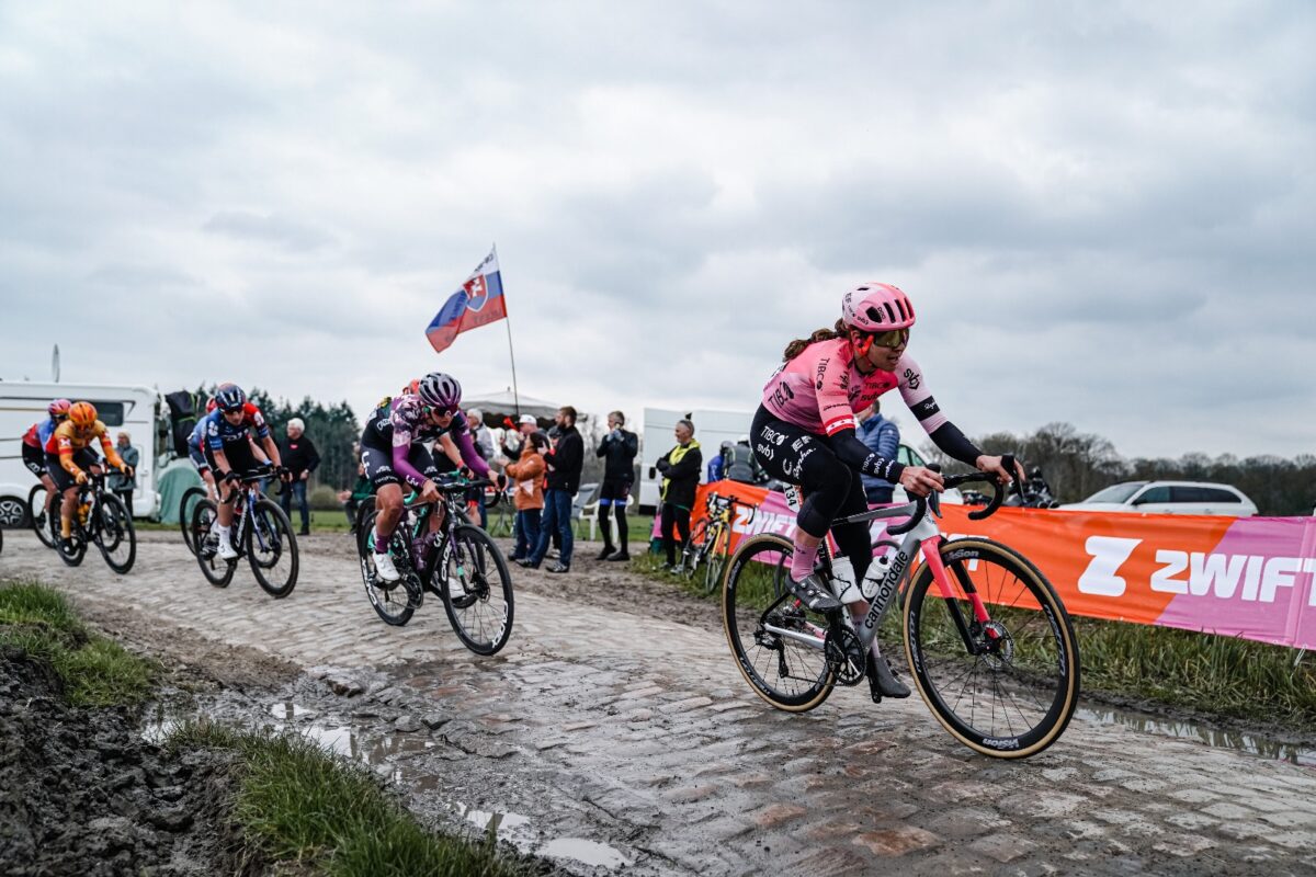 Alison Jackson vince la Parigi - Roubaix. Seconda Katia Ragusa - credit A.S.O./Thomas Maheux
