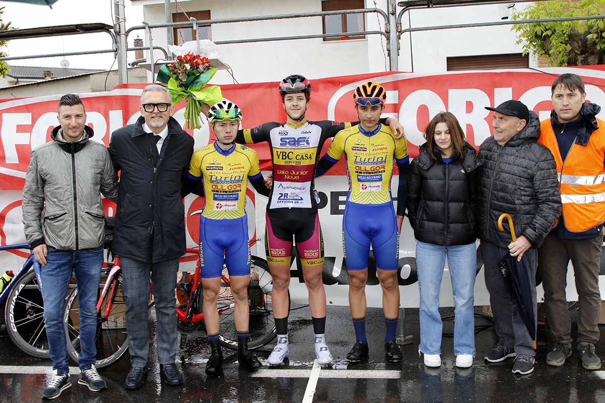 Il podio del Memorial Loris Fortuna 2022 a Bovolone (foto Photobicicailotto)