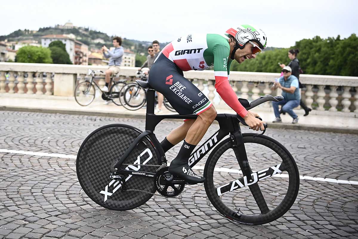 Matteo Sobrero vince l'ultima cronometro del Giro d'Italia 2022 (foto La Presse)