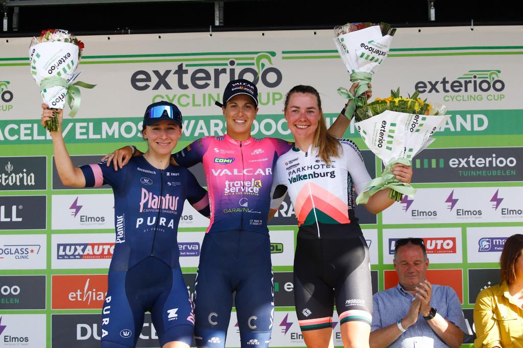 Ilaria Sanguineti on the podium - credit Cor:Vos