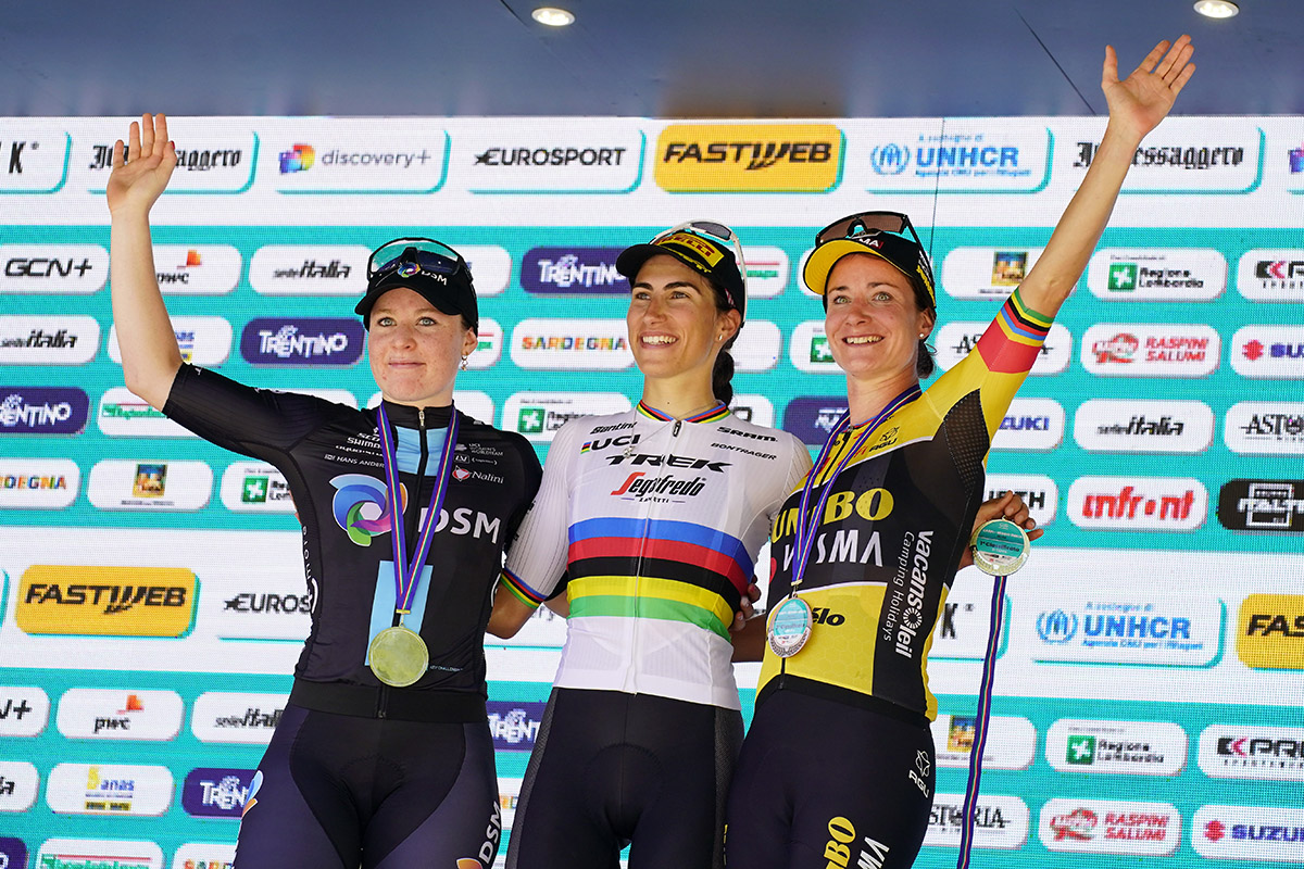 Il podio della quinta tappa del Giro Donne 2022_sprintcyclingagency